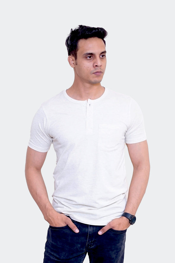 Henleȳ T-shirt- Cream